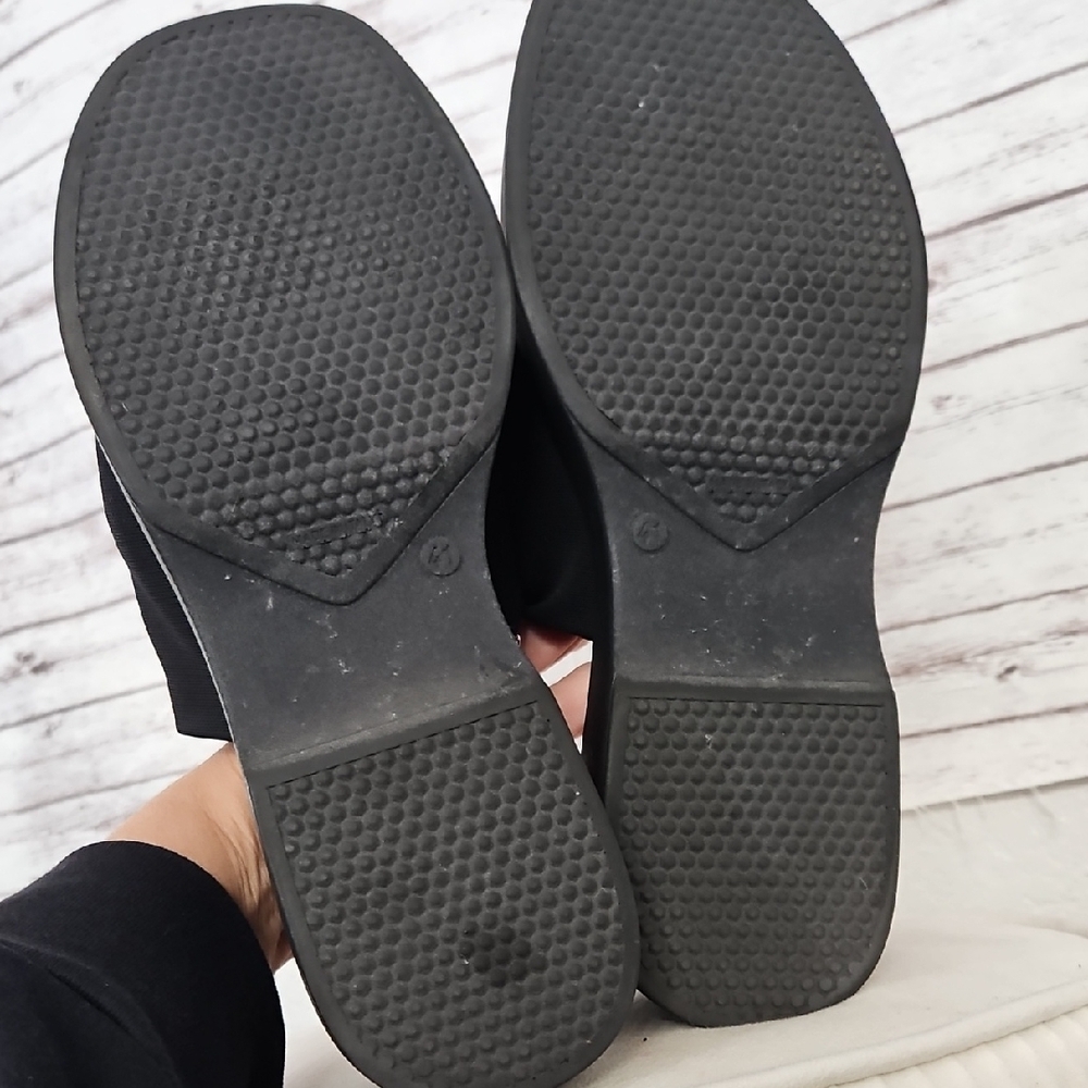 Steve Madden Black Platform Slides - Picture 8 of 8